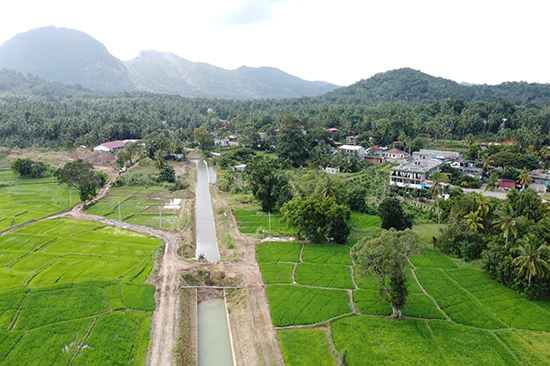 中建六局斯里兰卡中部水渠项目一号隧道贯通2.jpg 中建六局斯里兰卡中部水渠项目一号隧道贯通2.jpg