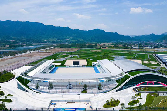 中国建筑承建的”杭州亚运马术馆“开门”迎赛2.jpg