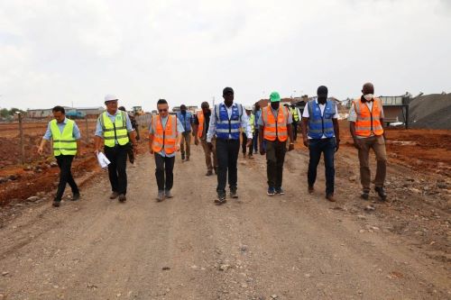 肯尼亚IKM道路项目通过世界银行年度检查1.jpg