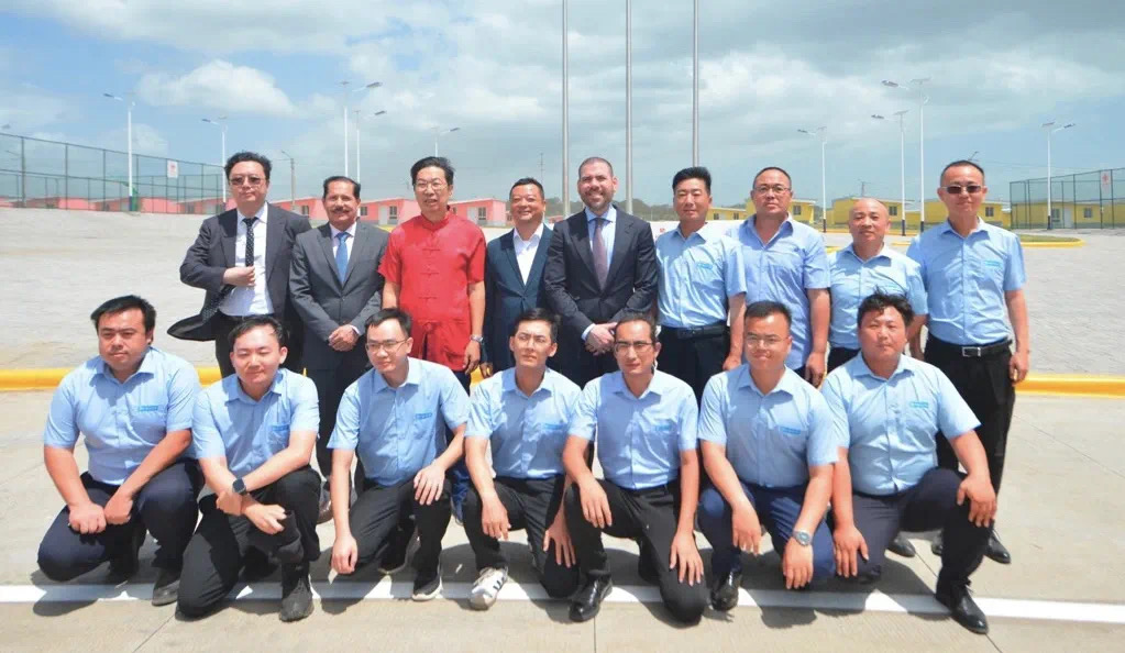 中国建筑承建的援尼加拉瓜保障房一期项目正式移交2.JPG