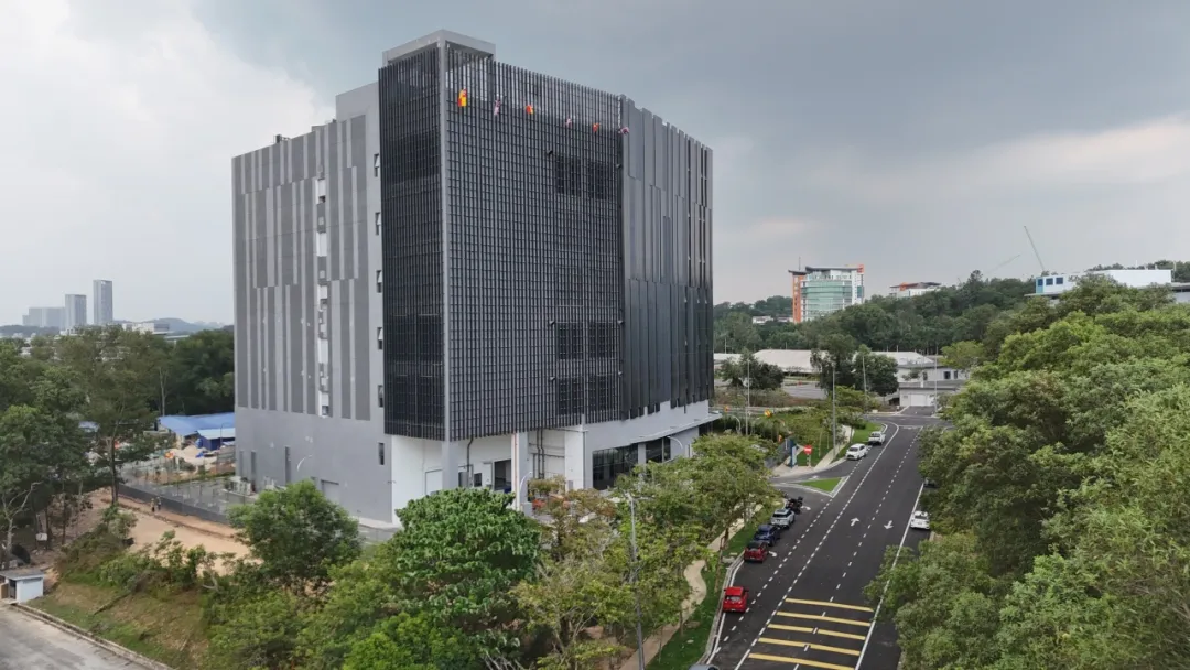 中国建筑承建的马来西亚Infinaxis数据中心项目投运2.png 中国建筑承建的马来西亚Infinaxis数据中心项目投运2.png