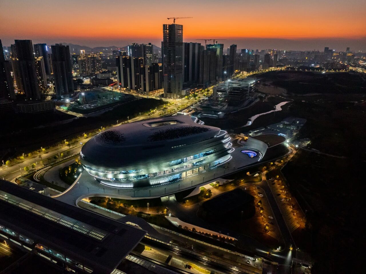 深圳科技馆入选2026凡尔赛建筑大奖评选的全球最美博物馆(3).jpg 深圳科技馆入选2026凡尔赛建筑大奖评选的全球最美博物馆(3).jpg