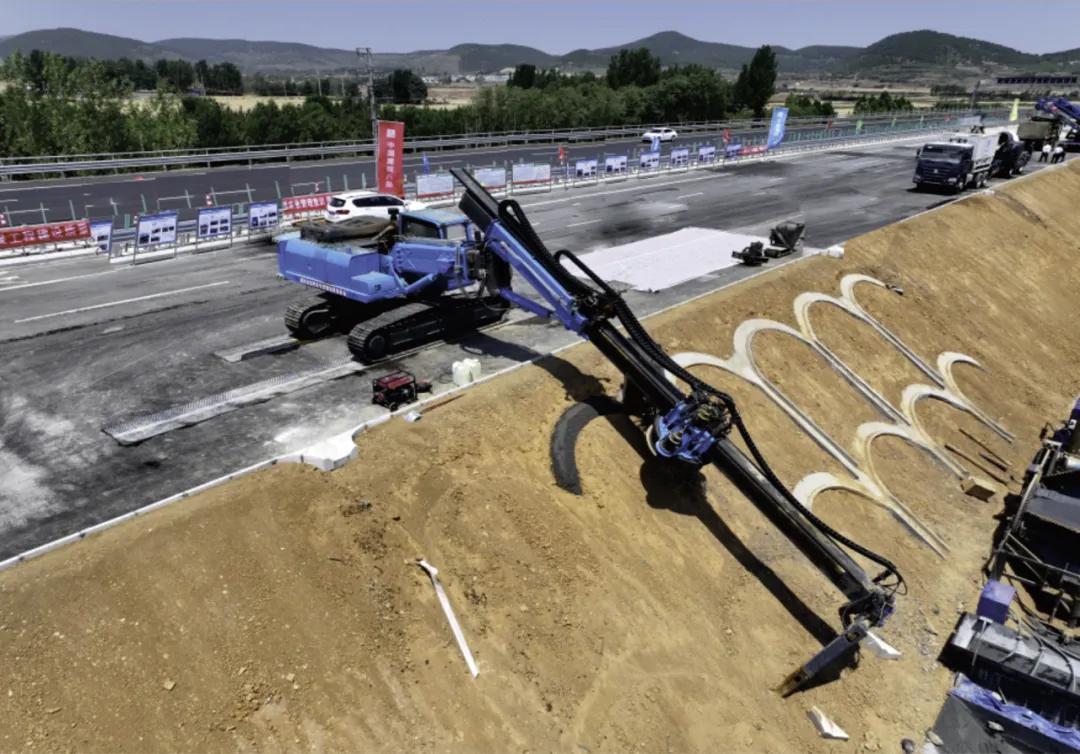 中国建筑亮相重庆世界城市日5.jpg 中国建筑亮相重庆世界城市日5.jpg