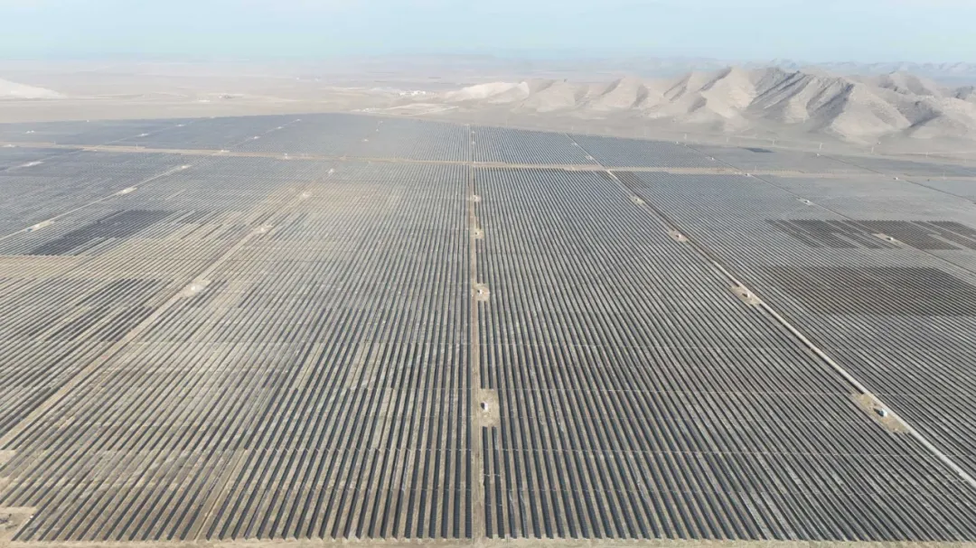 中国建筑乌兹别克斯坦超大体量光伏全容量并网1.png 中国建筑乌兹别克斯坦超大体量光伏全容量并网1.png