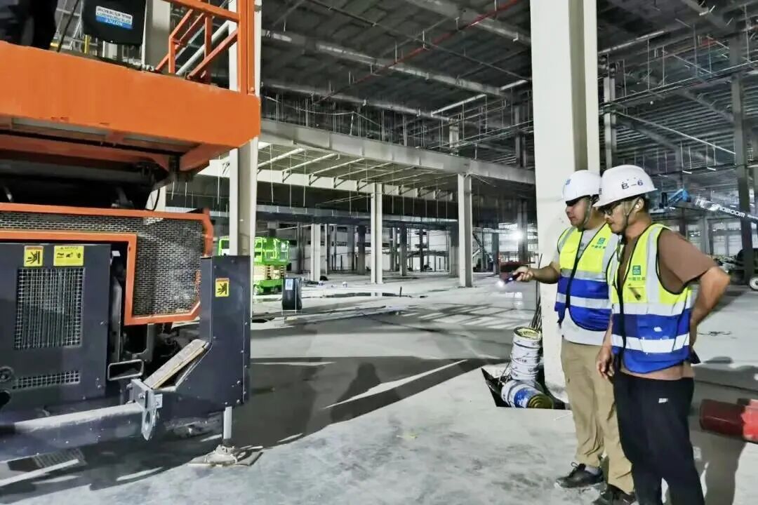 中国建筑获泰国全国职业安全与健康优秀企业奖（3）.jpg